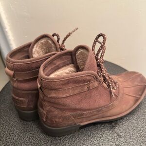 UGG Women’s Greda Duck Boots Chocolate Brown Leather